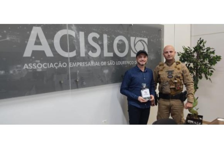 Capa notícia Diretoria da Acislo recebe e d&aacute; boas-vindas ao major Santoro, novo comandante da PM 