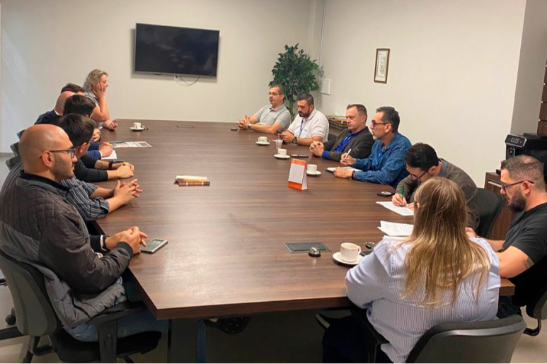 Capa notícia Reunião define composição do Conselho Gestor do Centro de Inovação