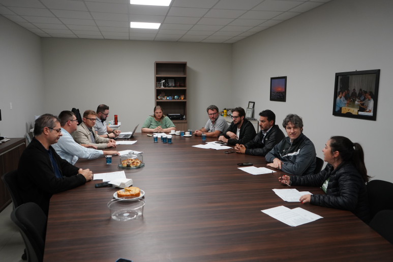 Capa notícia Diretoria da Acislo se reúne e projeta ações para os próximos meses